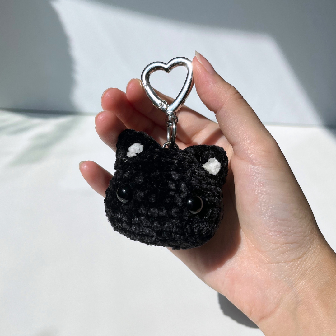 Black Cat - Keychain