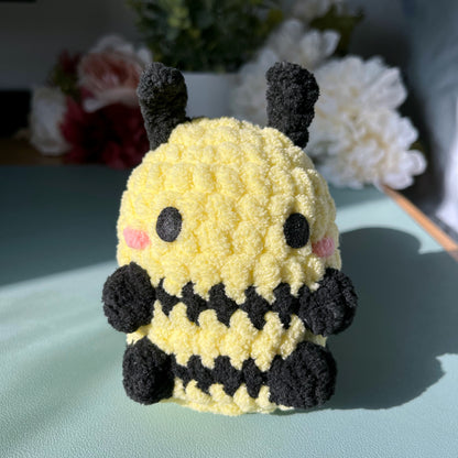 Bee - Plushie