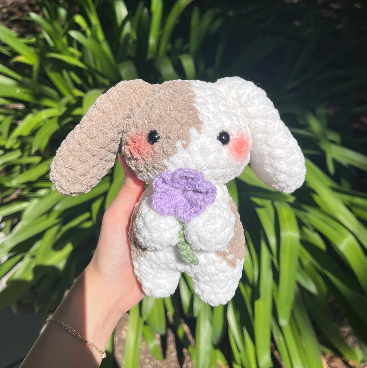 Lyla the Bunny - Plushie